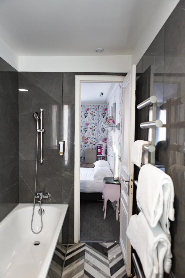 Hotel Bonaparte Paris Luaran gambar
