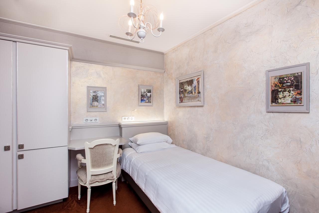 Hotel Bonaparte Paris Luaran gambar