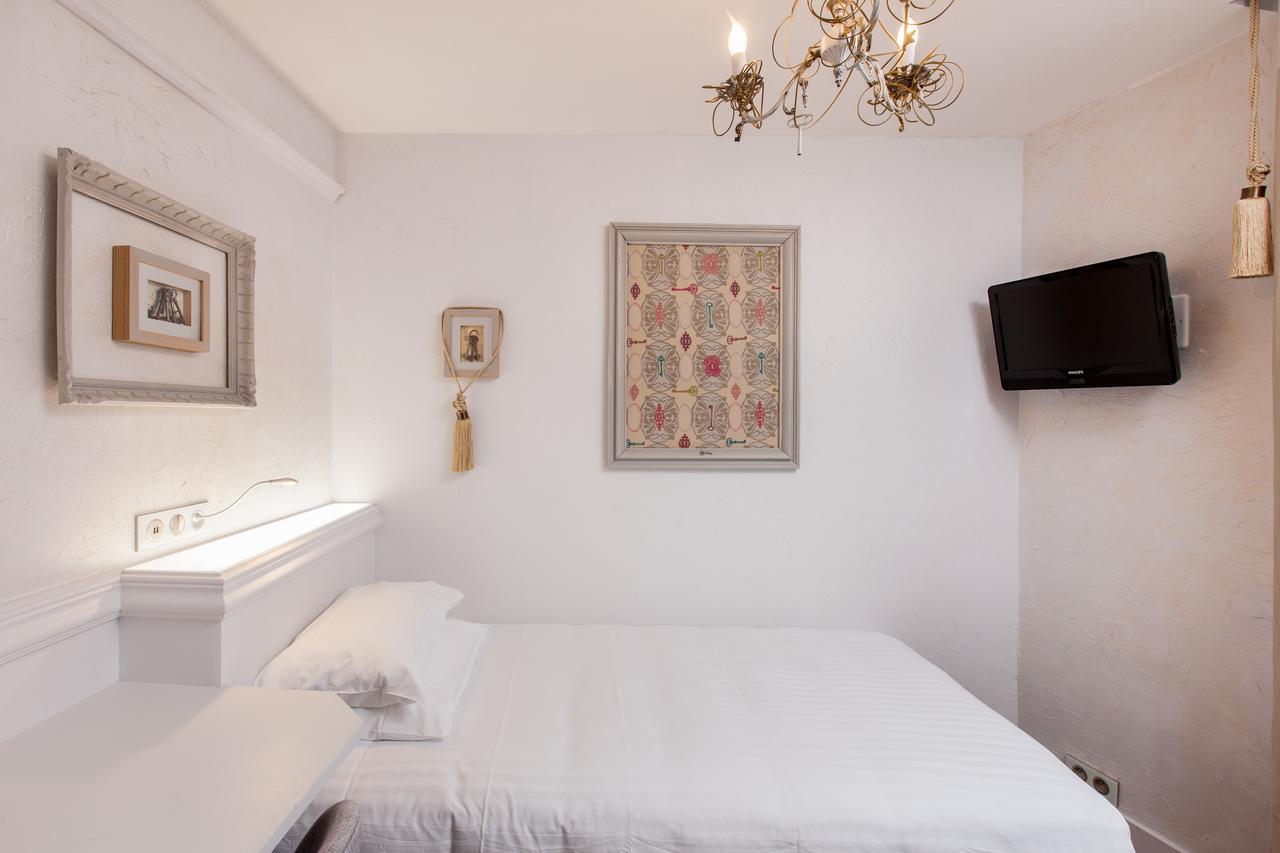 Hotel Bonaparte Paris Luaran gambar